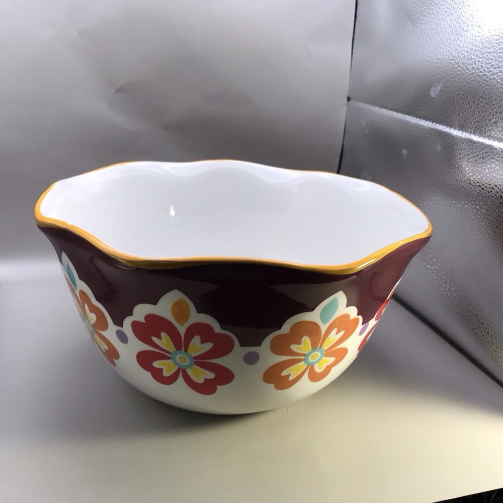 Pioneer Woman‎ Flea Market Scalloped Edge 11" Inch Diameter